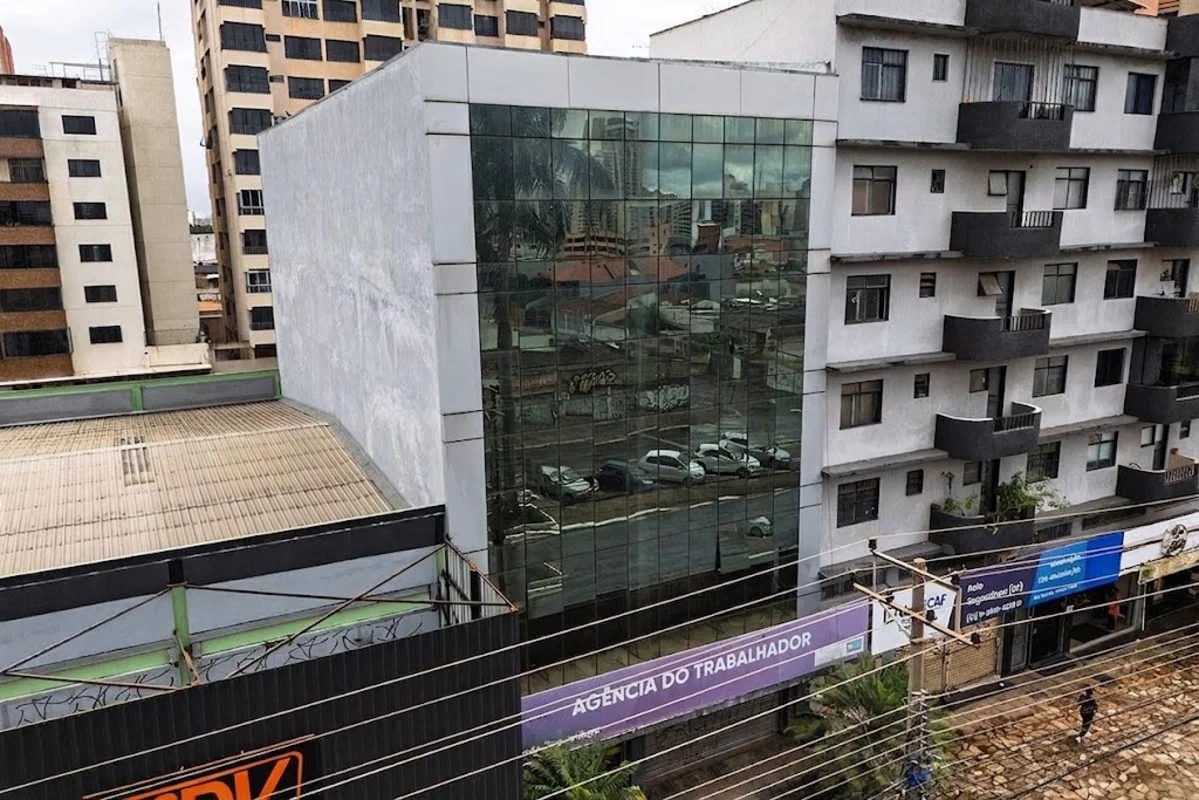 * Este imóvel se encontra PARA ALUGUEL: R$ 35.000,00 e também PARA VENDA R$ 5.00...