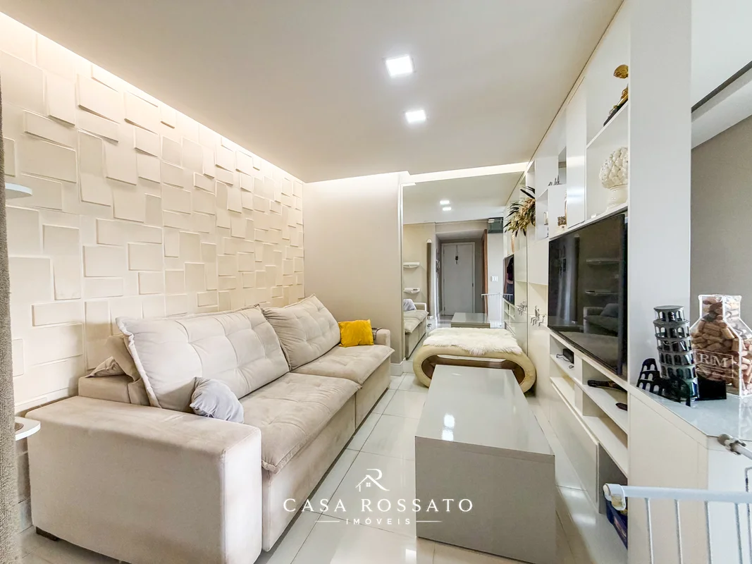 Apartamento reformado no Residencial Viviane Rinaldi, um dos condomínios mais co...