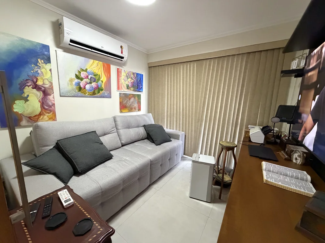 Ótimo apartamento reformado na melhor localização do Sudoeste. 2 quartos sendo 1...