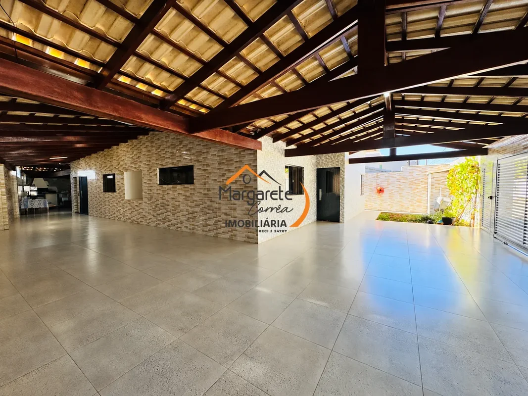 Imobiliária Margarete Corrêa vende casa no Condomínio Fraternidade.*Não Aceita F...