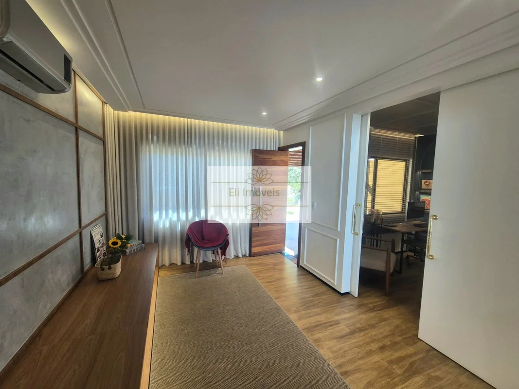 Lindo Sobrado. REFORMADO.Condomínio PRIVÊ DOS GIRASSOIS*- Lote: 208m²- 112m² are...