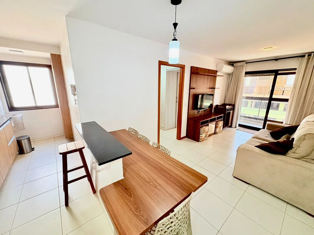 VIA BRISA | 48 m² | 1 QUARTO | REFORMADO | MOBILIADOÁguas Claras | Próximo ao Sh...