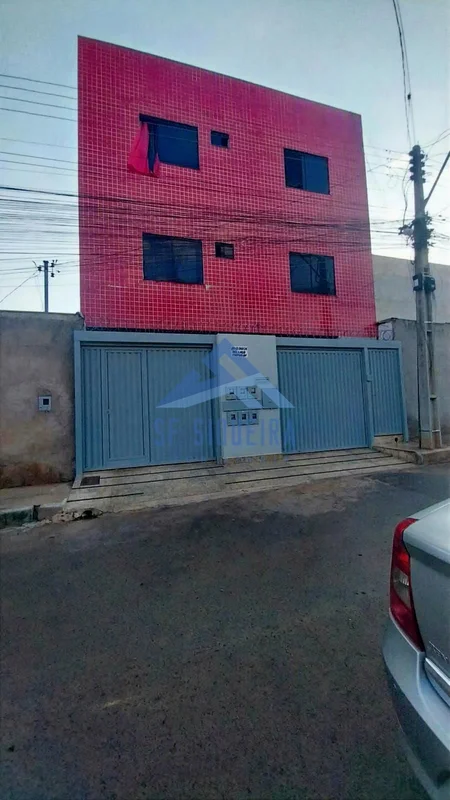 - S. F. SIQUEIRA VENDE IMÓVEL COMPOSTO DE:- PRÉDIO- RESIDENCIAL DEL LAGO DE 384,...