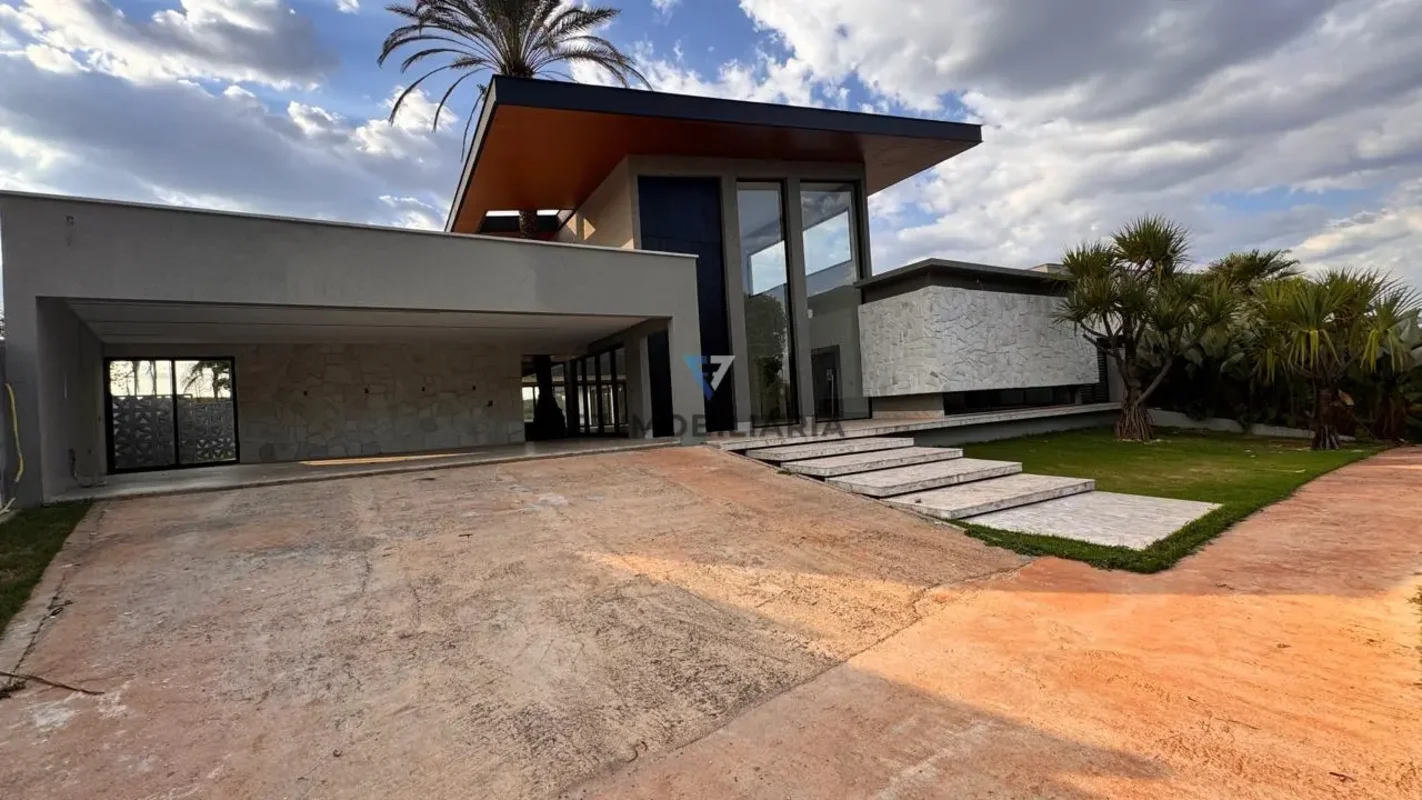 CASA DE LUXO ALTO PADRÃO NA RESERVA DA COROA Residência contemporânea, com arqui...