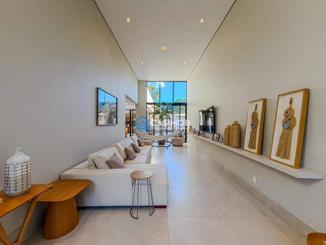 CASA DE ALTO PADRÃO | 3 SUÍTES | PISCINA AQUECIDA | LOTE 400m² | CONDOMÍNIO VERD...