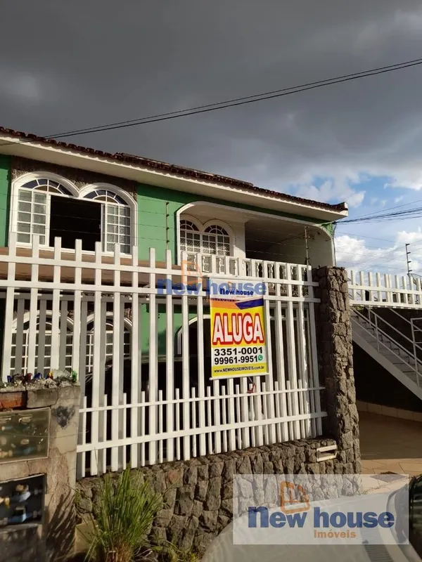 CASA PARA LOCAÇÃO (NÃO É SOZINHA NO LOTE e NÃO ACEITA PET) - TAGUATINGA NORTE/DF...