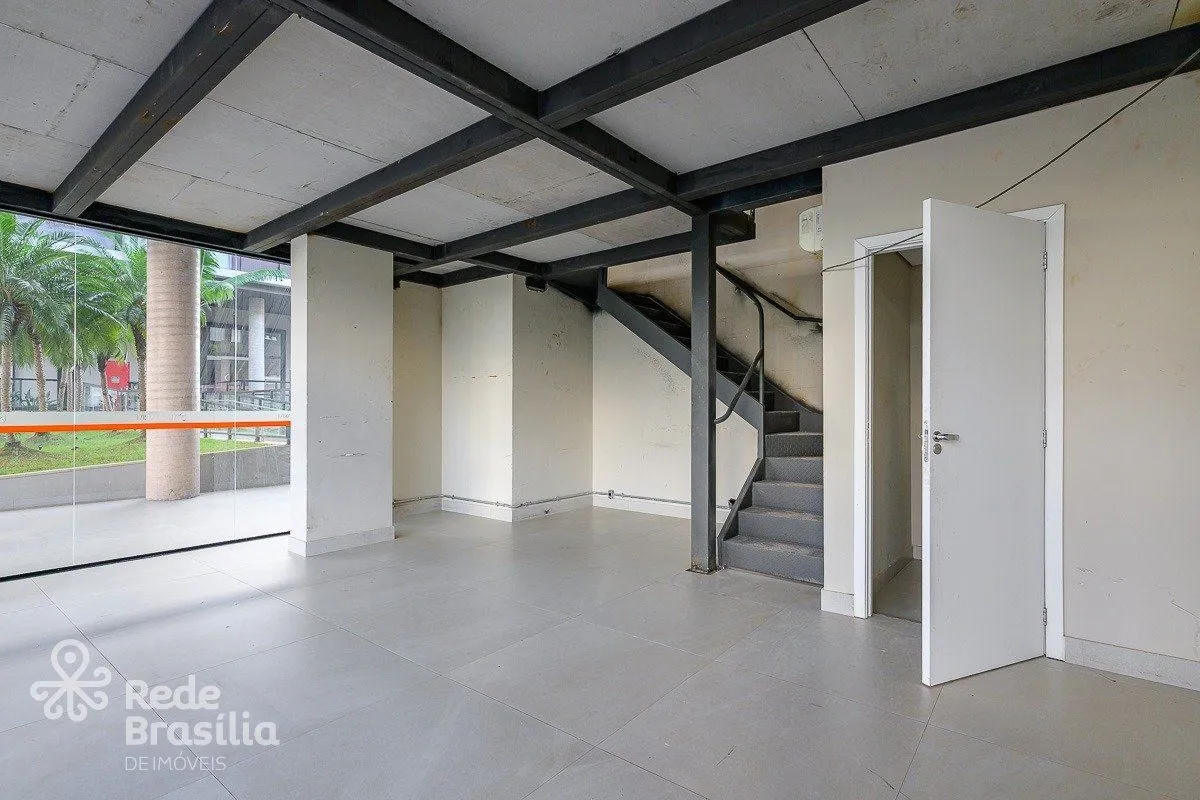 Loja com amplo mezanino para locação no Mandarim by Villas Boas - Noroeste.Estar...