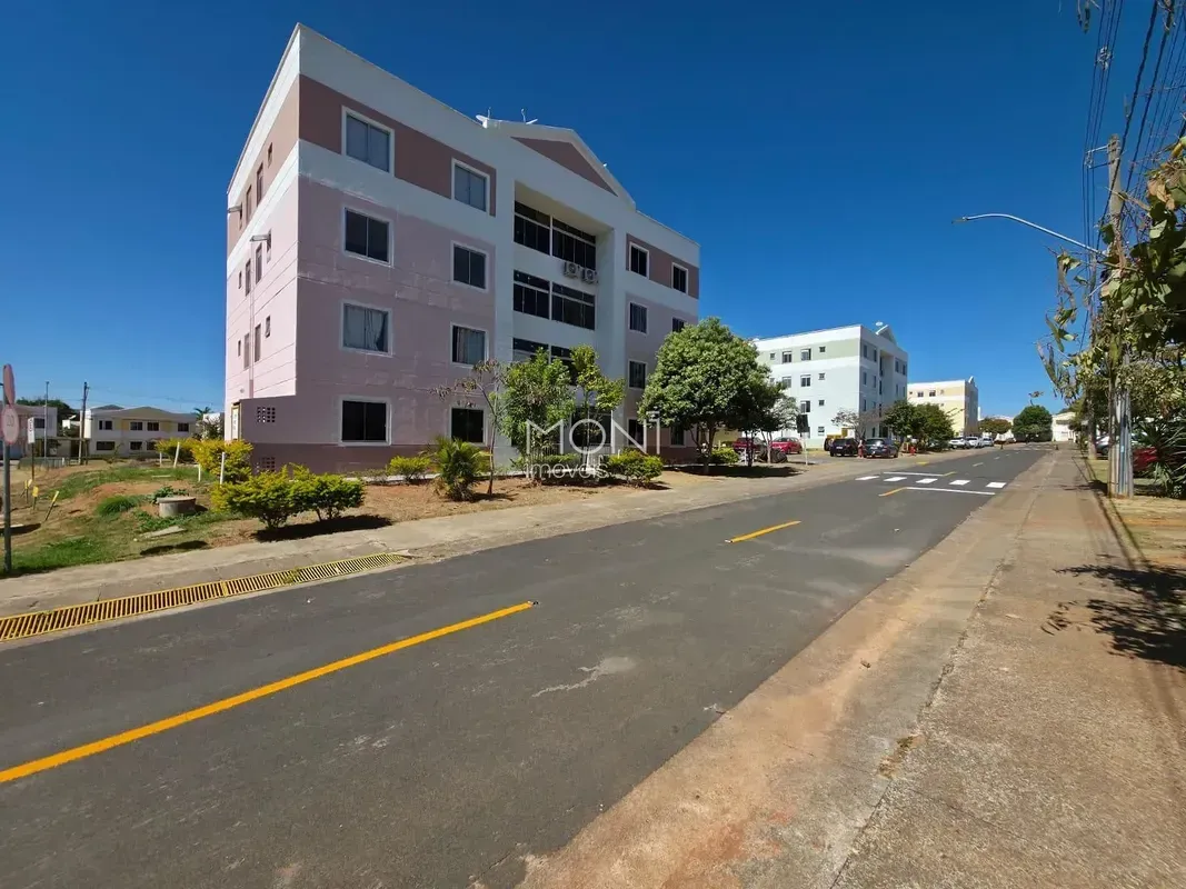 APARTAMENTO 2 QUARTOS - ÓTIMA LOCALIZAÇÃO - QC11 - JARDINS MANGUEIRAL Apartament...