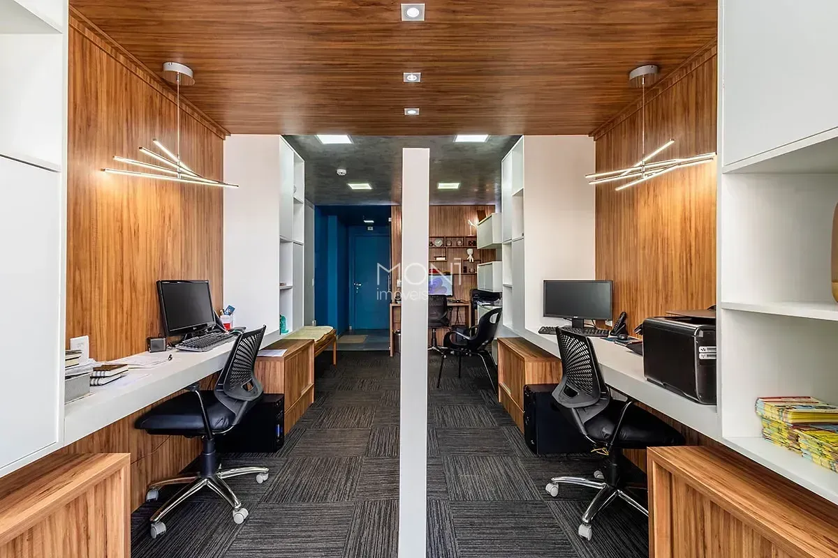 SALA - ESCRITÓRIO - AVENIDA PAU BRASIL - ÁGUAS CLARASLocalizada na Avenida Pau B...