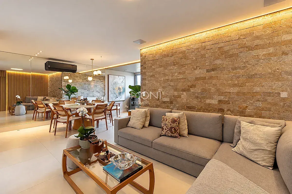 Apartamento 04 quartos - Reformado - Andar Alto - Vazado - Vista Livre - Asa Sul...