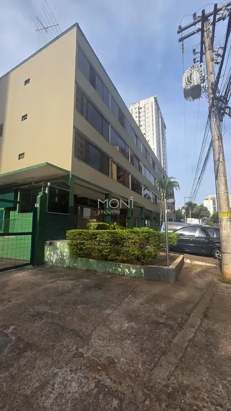 LOJA COMERCIAL TÉRREA I RUA DAS FIGUEIRAS - ÁGUAS CLARASExcelente oportunidade p...