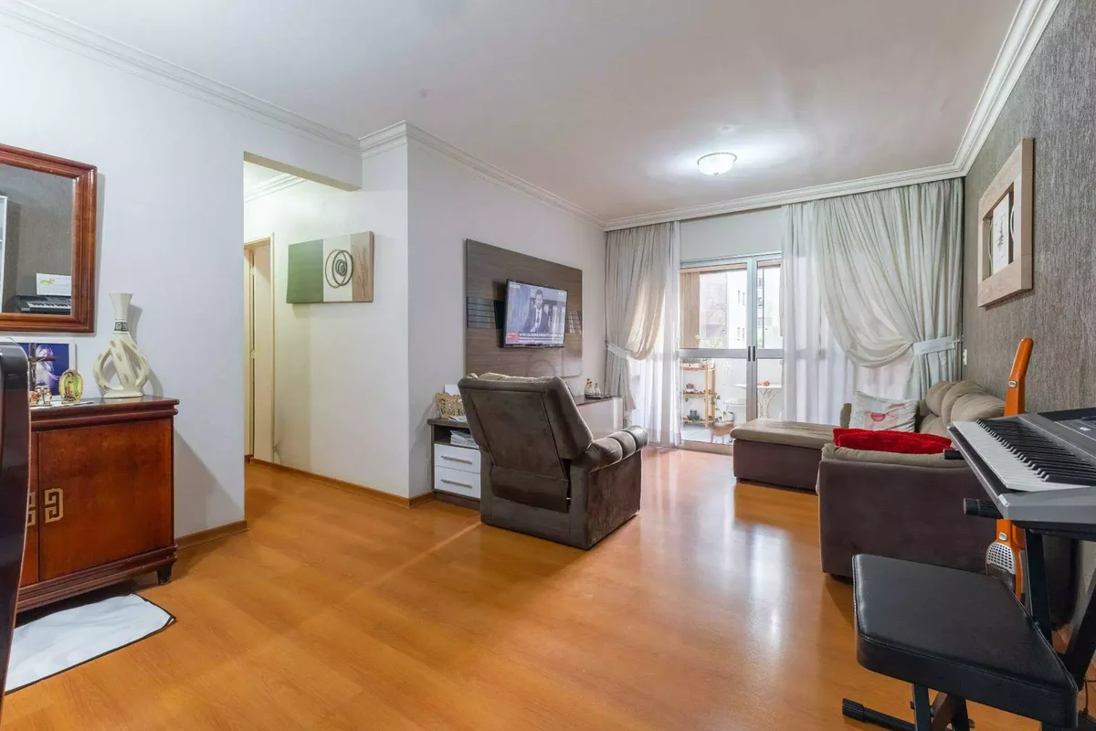 Apartamento com 102,91 m² de área útil e vista livre para a área verde, localiza...