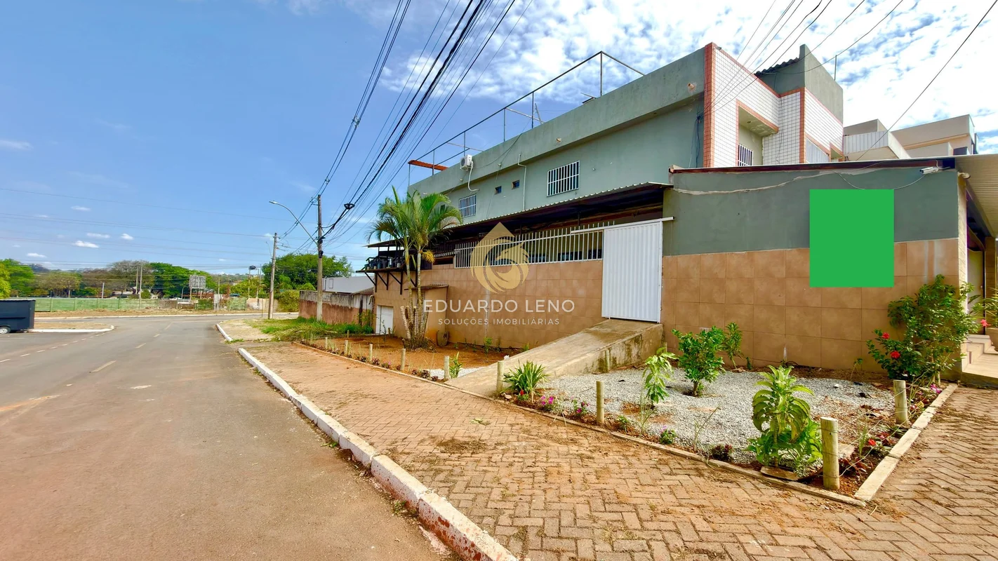 IMÓVEL COMERCIAL DE ESQUINA | SIBS QUADRA 3 | NÚCLEO BANDEIRANTEExcelente locali...
