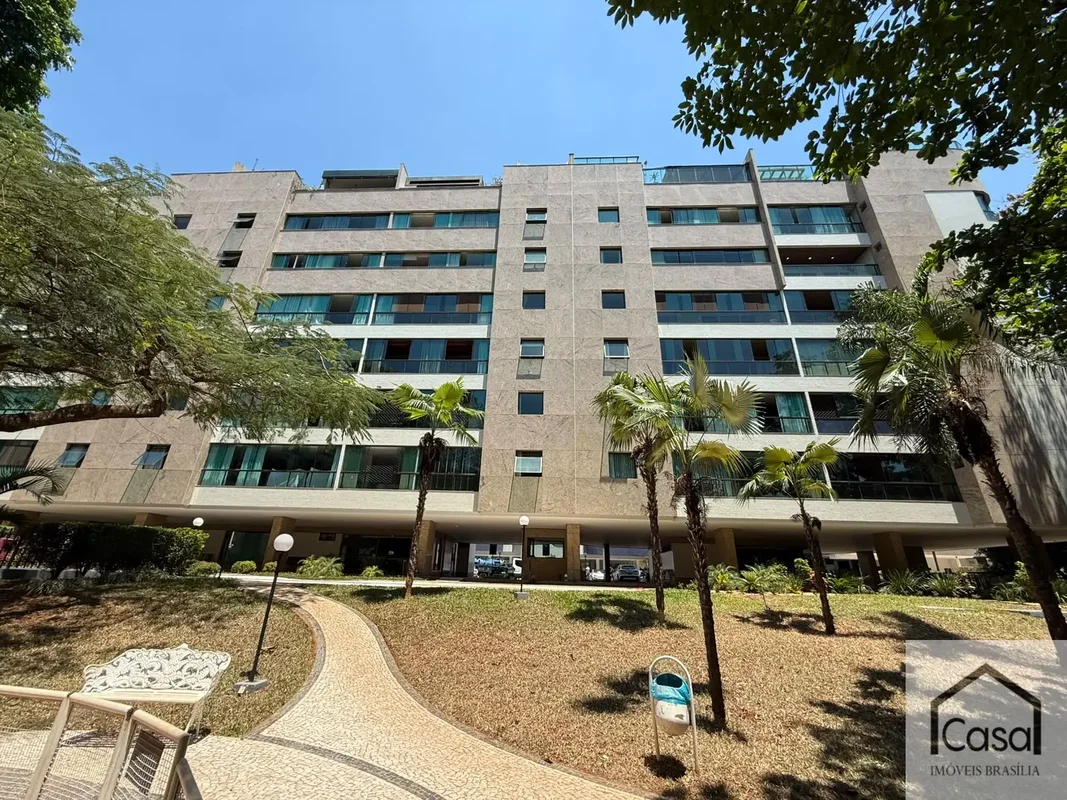 CASA IMÓVEIS BRASÍLIA VENDE: - Apto na Sqn 310;- 200 m²;- Vazado;- De canto; - 4...