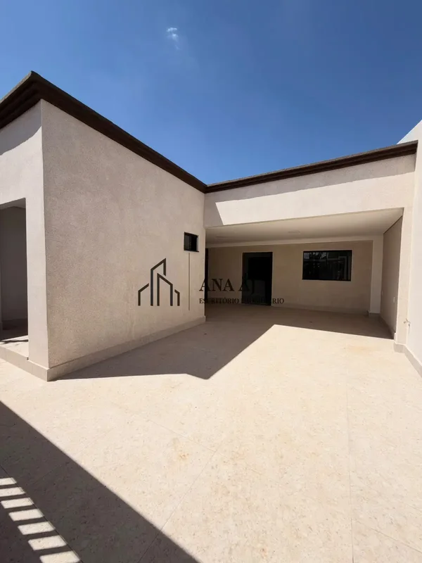 ANA IMÓVEIS ANUNCIA:EXCELENTE CASA MODERNA, BEM PLANEJADA E COM ÓTIMA ÁREA GOURM...
