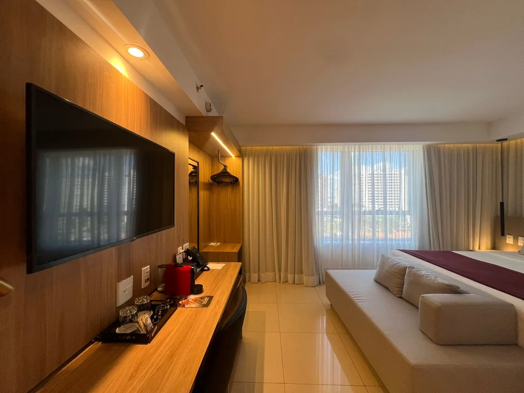 O Hotel-Flat Ramada Nascente, localizado na SHS Quadra 04 Bloco A, ASA SUL, Bras...