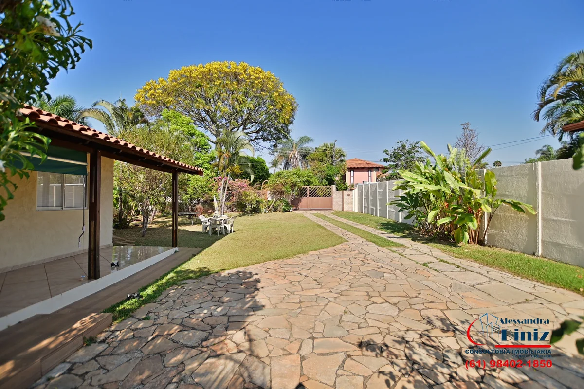 Alessandra Diniz, Consultora Imobiliária vende::: Excelente imóvel no Condomínio...