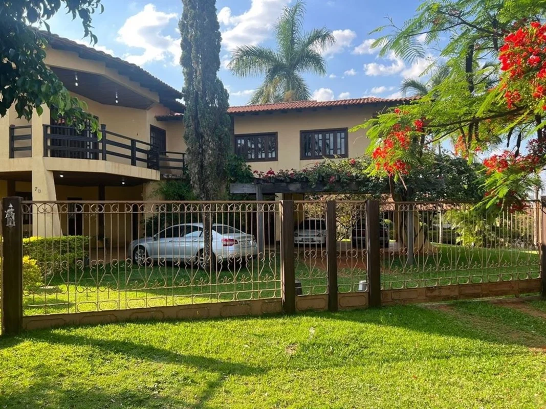 Julisce Alencar Assessoria Imobiliária vende...Casa localizada na SMPW QD. 04 (P...