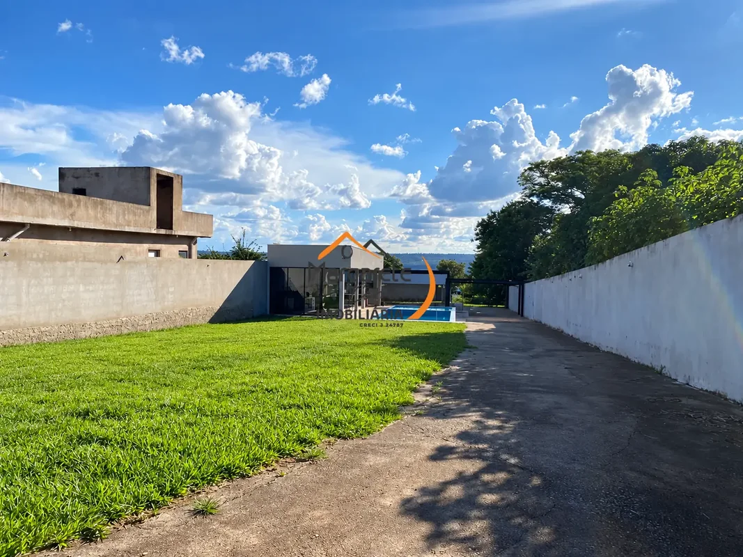 Imobiliária Margarete Corrêa, vende Casa Reformada Condomínio Recanto da Serra.*...