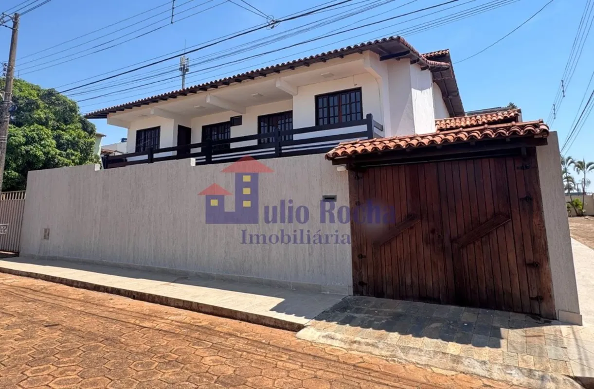 ROCHA IMOBILIÁRIA ALUGA! ÓTIMA CASA NO CONDOMINIO PORTAL DO LAGO SUL, JARDIM BOT...