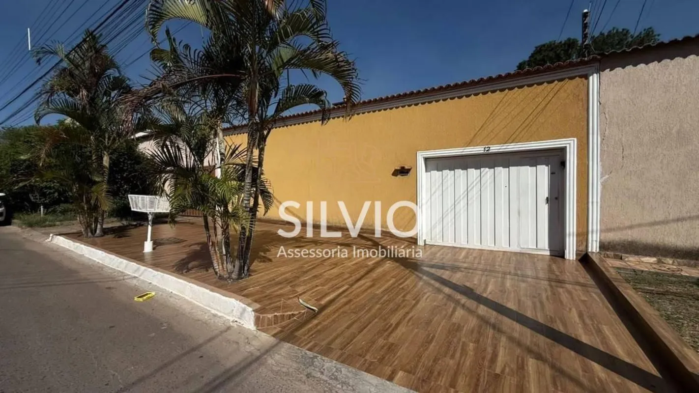 CASA À VENDA NA QUADRA 2 – SOBRADINHO4 quartos | Suíte com closet | 294 m² const...