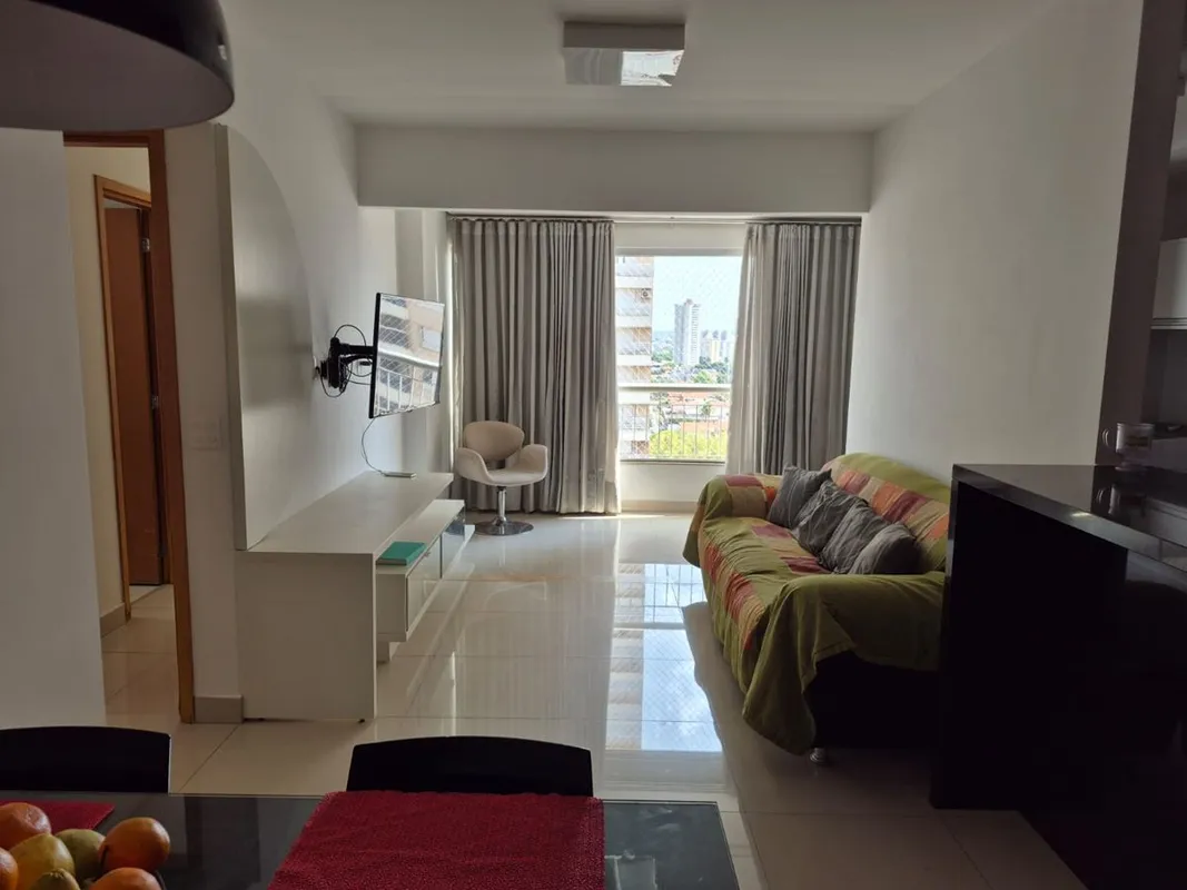 Apartamento com 66 m² de área construída, localizado no 11º andar do Condomínio ...