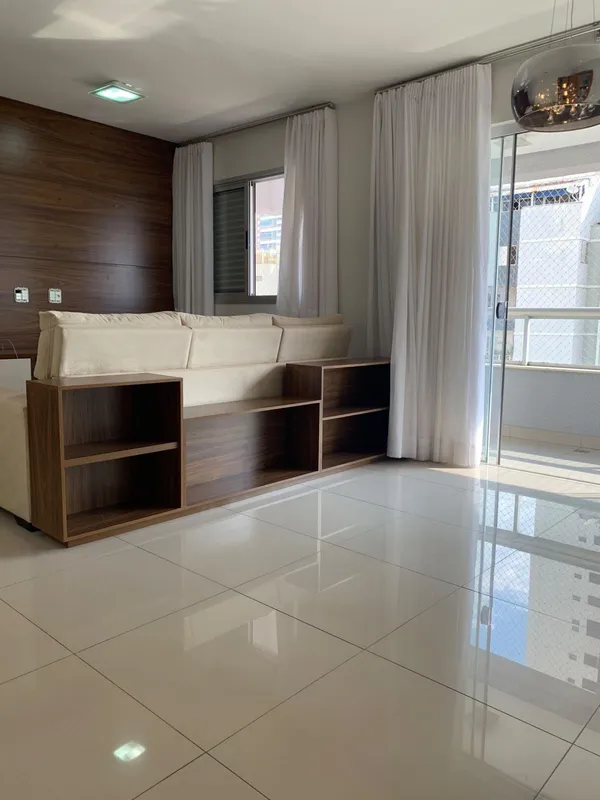 Apartamento com 2 quartos, sendo uma suíte. Muito bem localizado no Setor Oeste....
