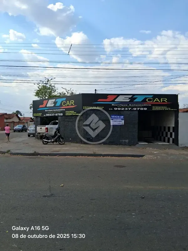 Excelente Terreno de esquina em uma das avenidas mais movimentadas do Setor (Av ...