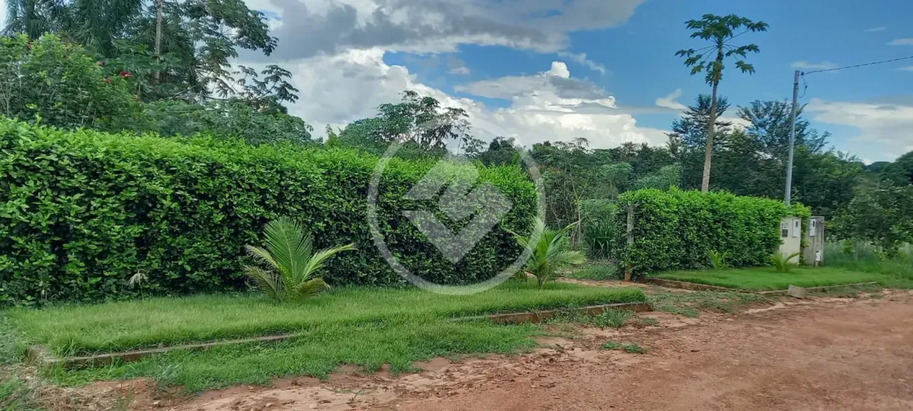 Excelente Lote no CondomÃ­nio de ChÃ¡cara Terra Santa complexo Arca Park em Trin...