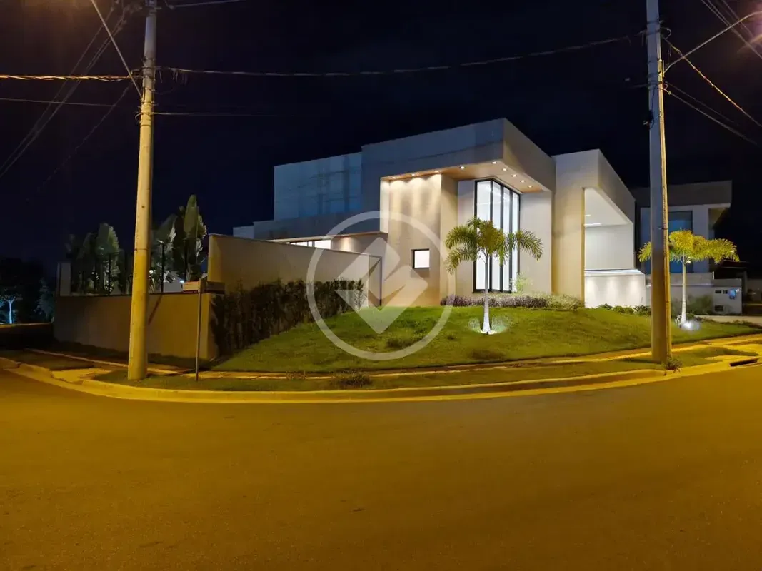 Casa em condomÃ­nio Ã  venda em GoiÃ¢nia, no Residencial Villagio Toscana. Com 6...
