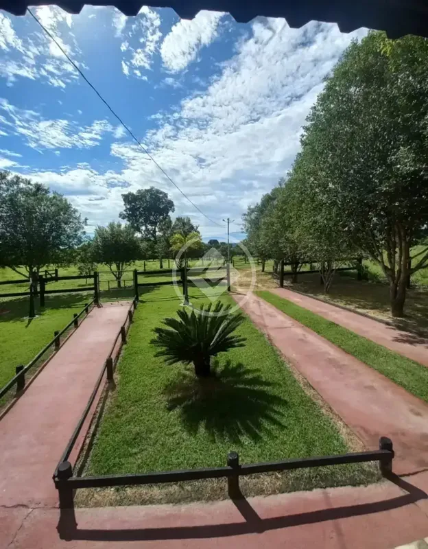 Excelente Fazenda no MunicÃ­pio de Faina Go. a 220 kms de GoiÃ¢nia Localizada a ...