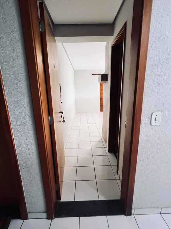 Descubra um espaço confortável e prático no coração do Lago Norte, em Brasília. ...
