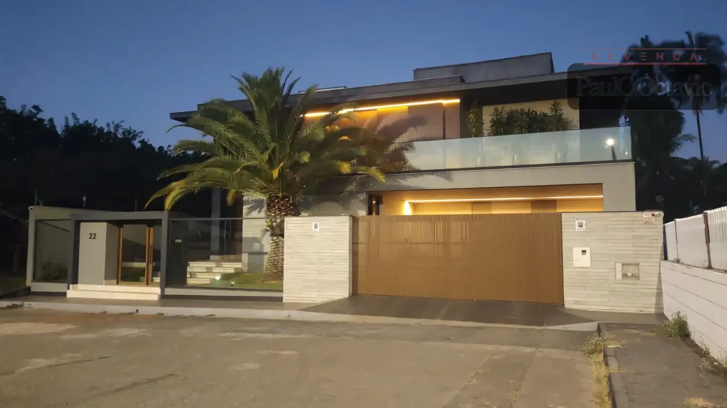 VENDO CASA — SHIS QI 11, LAGO SUL, BRASÍLIA04 Suítes - Projeto assinado por Deni...