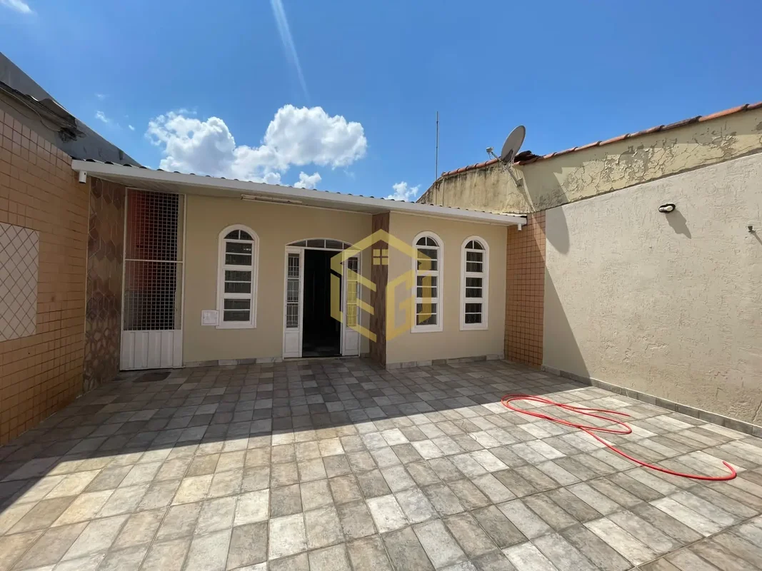 SUA NOVA CASA PODE ESTAR AQUI!Sabe aquela casa que você visita e já consegue ima...