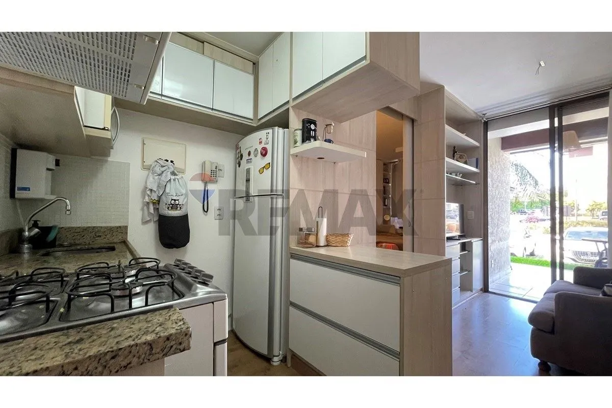 Excelente flat de 32 m² de área útil, localizado no Bloco I, em posição térrea e...