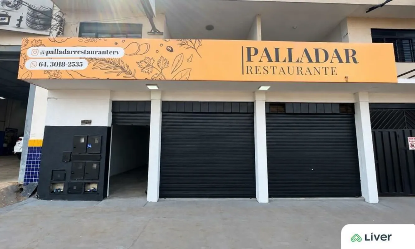SALÃO COMERCIAL PARA LOCAÇÃOSalão comercial com ótima distribuição interna, ofer...