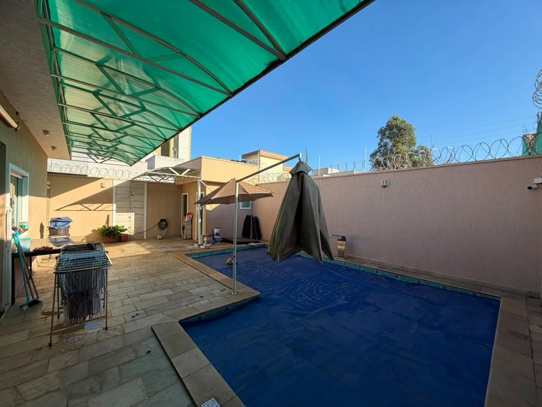CASA TÉRREA À VENDA NO SETOR GOIÂNIA 2 | PISCINA AQUECIDA | ENERGIA SOLARExcelen...