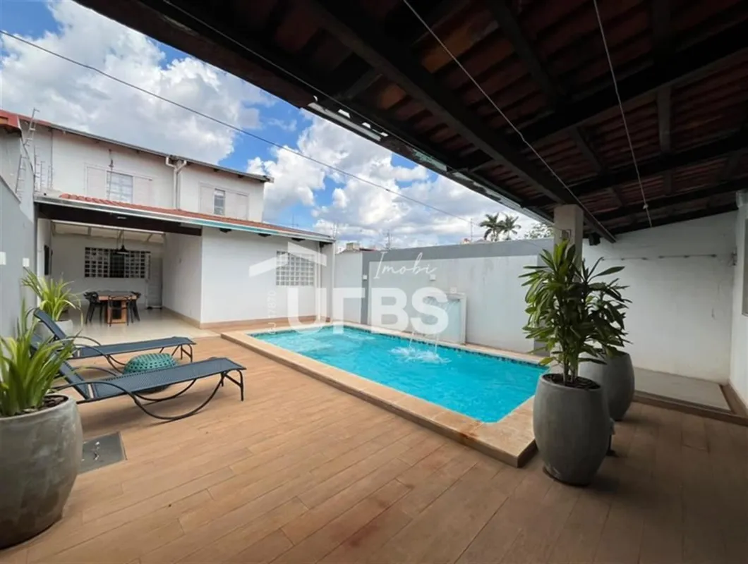 COD U-0035992 - Sobrado no Jardim América, próximo à Av. T-9, com 225m² de const...