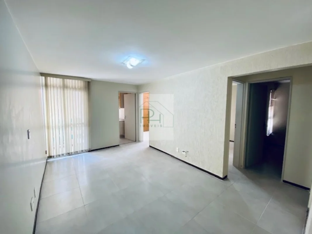 APARTAMENTO 3 QUARTOS COM ELEVADOR E GARAGEM – GUARÁ IISRIA QI 23 – Ed. Guará No...