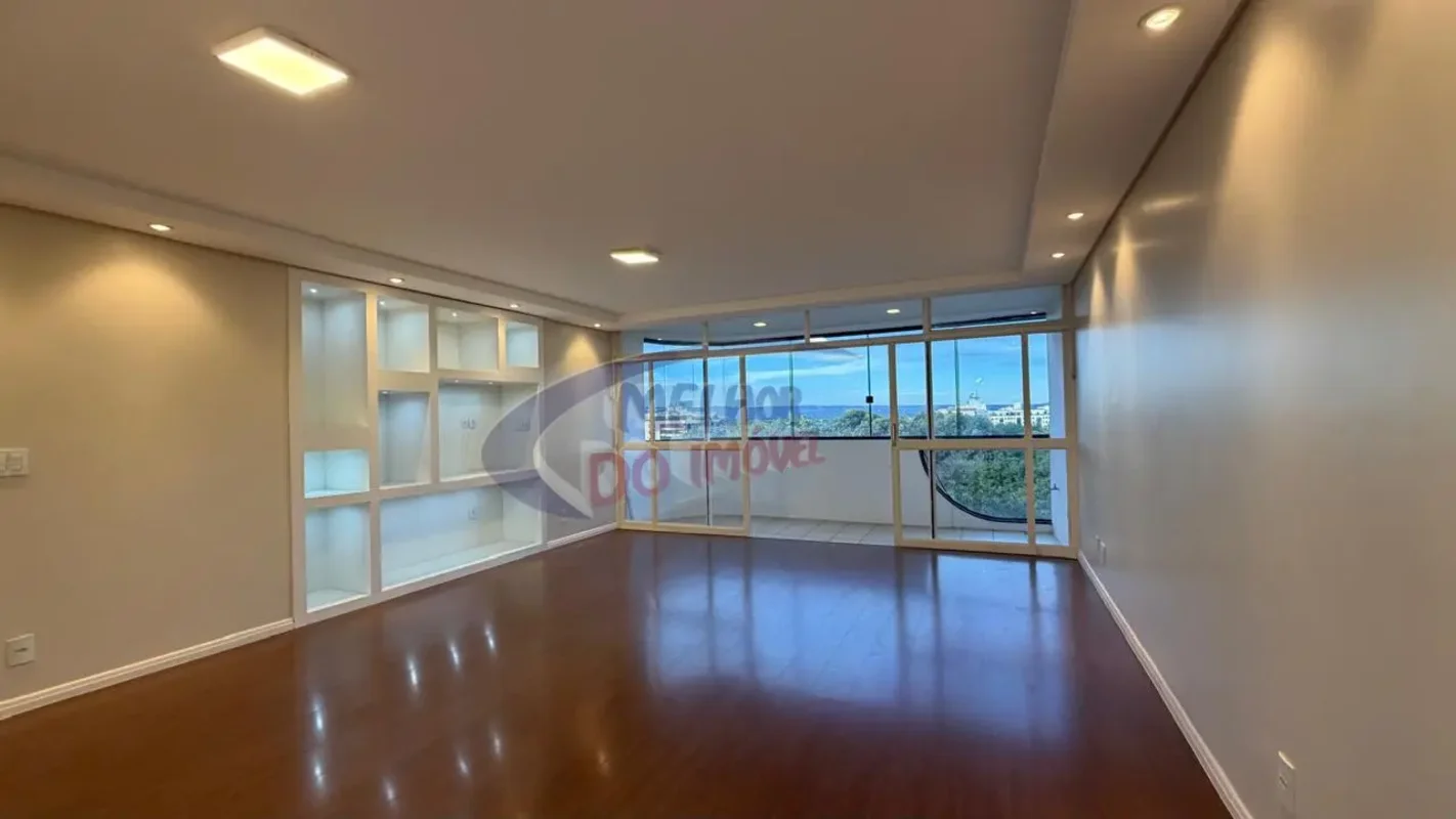 Apartamento à venda na Asa Norte: Anda alto, vista livre e nascente.Excelente ap...