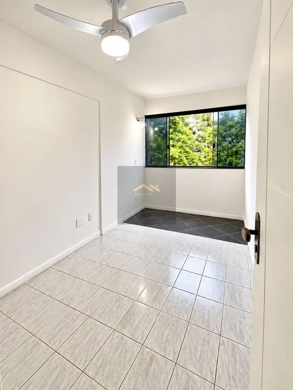 Batista Soluções Imobiliárias vende:Apartamento nascente de 44 m² na SHCES 207, ...