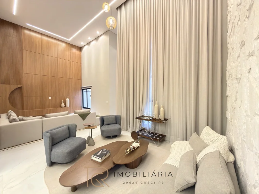TRG IMOBILIÁRIA VENDE | ARNIQUEIRASCasa de alto padrão | Porteira fechadaExcelen...