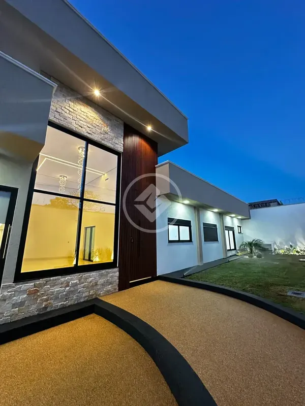 TrÃªs Marias, Casa de Esquina, Ãrea do Terreno: 380mÂ²Ãrea ConstruÃ­da: 208mÂ²...