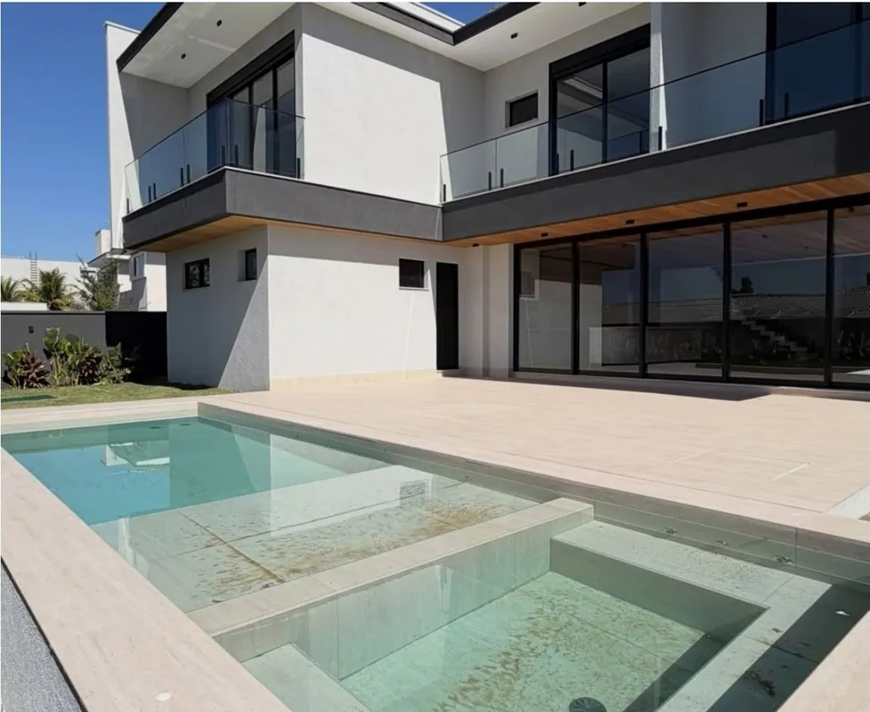 Sobrado novo de alto padrão à venda no Alphaville Ipês640 m² de terreno, 503 m² ...