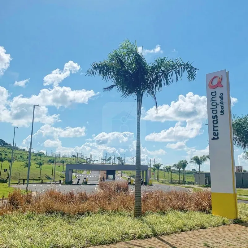 Terras Alpha Residencial 1 em Senador CanedoLote em condomínio fechado com excel...