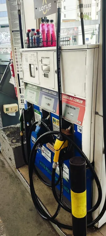 Anúncio Comercial para Investidores Posto de gasolina em uma das principais aven...