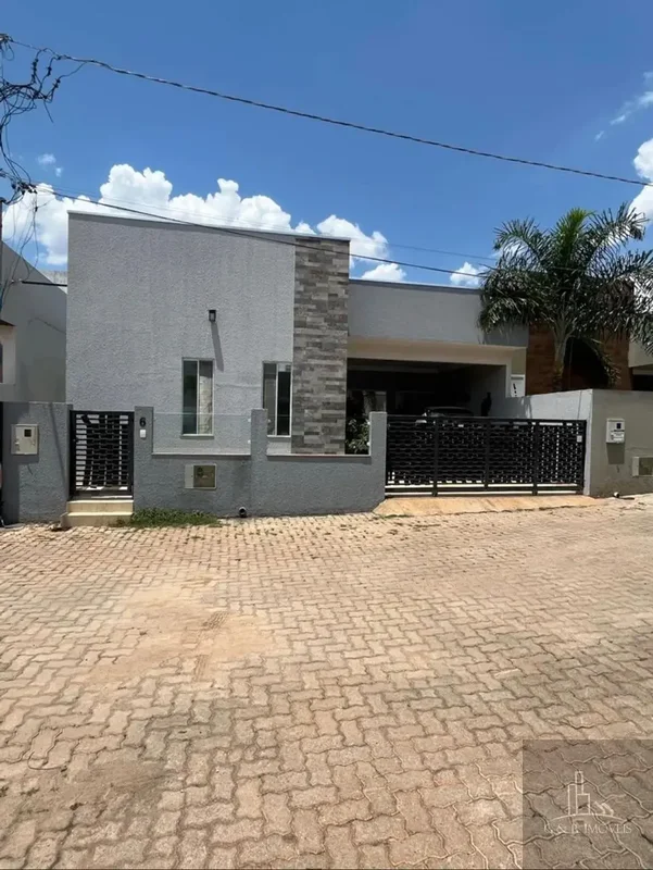 ?? CASA À VENDA | ARNIQUEIRASPróximo à Padaria Master Pão | Condomínio exclusivo...