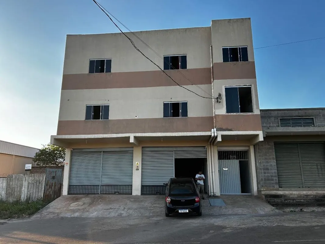 PRÉDIO À VENDA - SETOR DE EXPANSÃO ECONÔMICO DE SOBRADINHOExcelente localização ...
