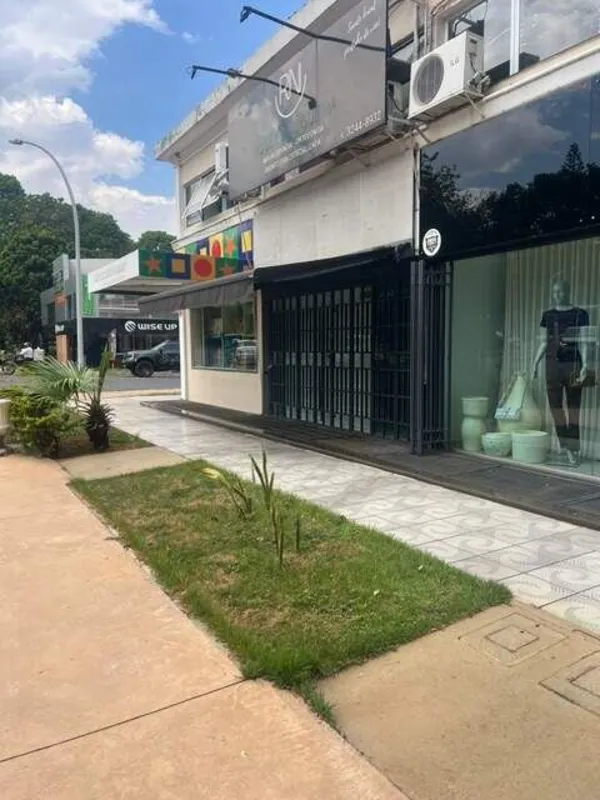 EXCELENTE LOJA A VENDA , o imóvel é destinado a uso comercial. Oportunidade para...