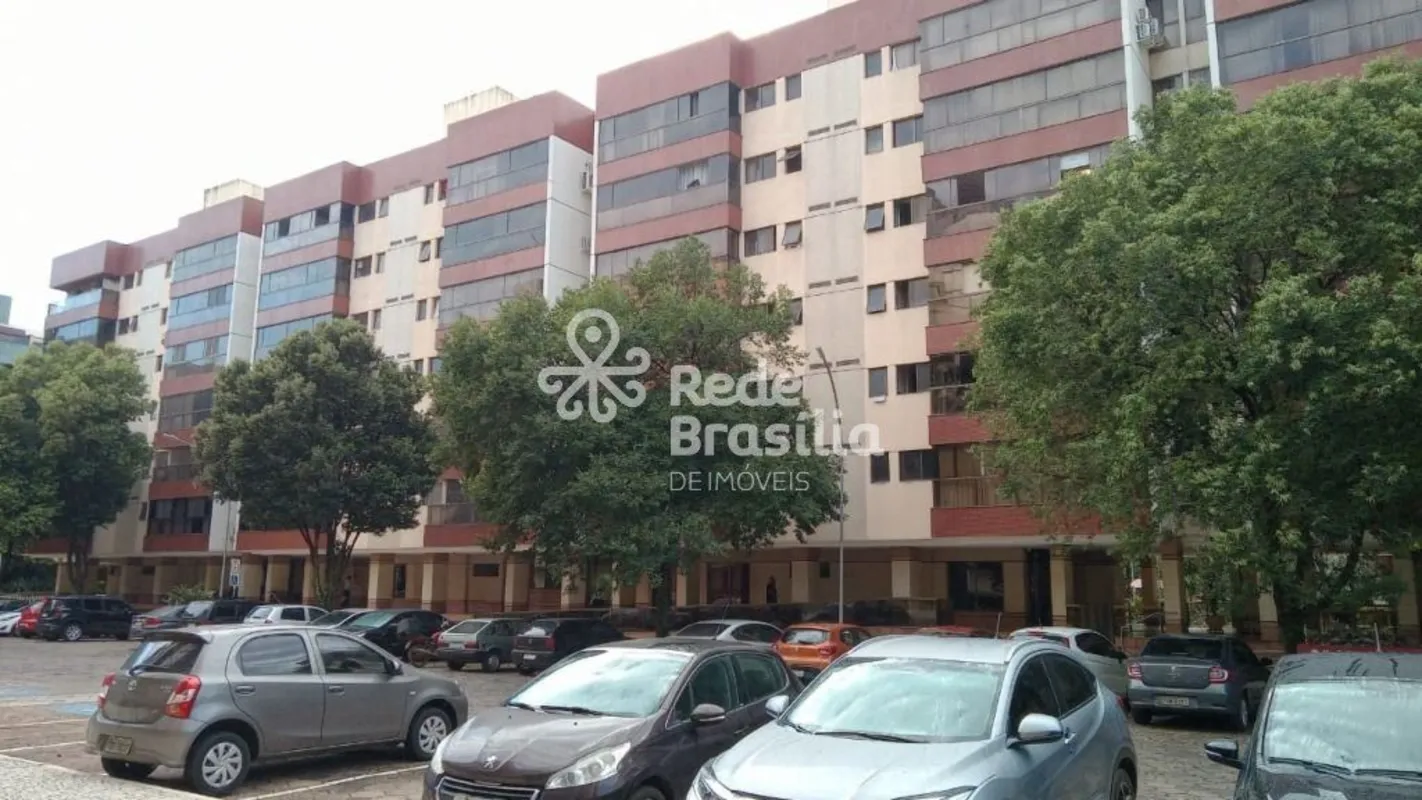 SQN 311 BLOCO D - ASA NORTEExcelente apartamento de 02 quartos, com varanda e va...